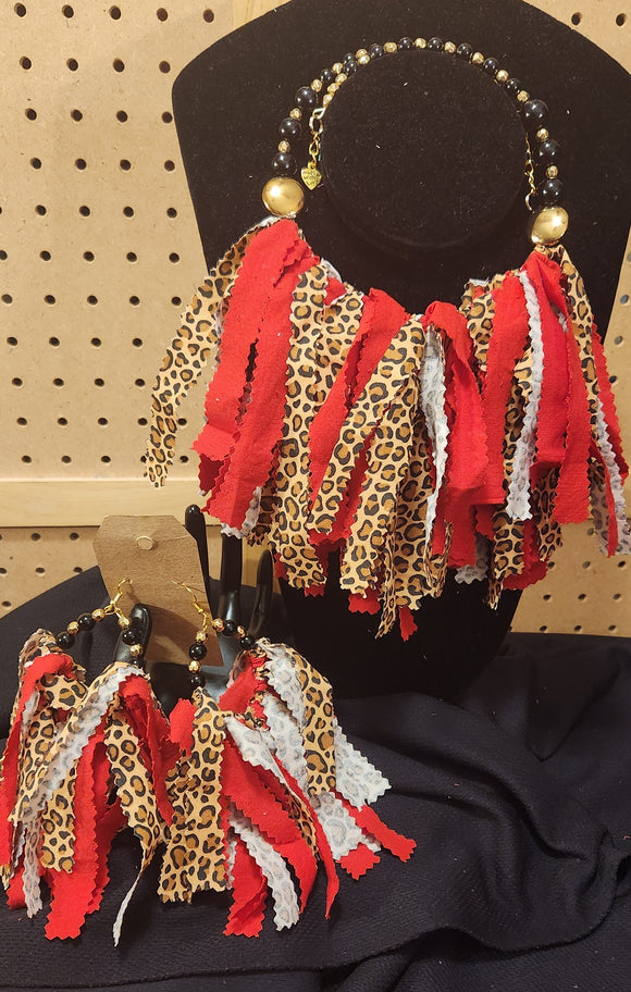 Red Leopard Choker, Ravel Set: